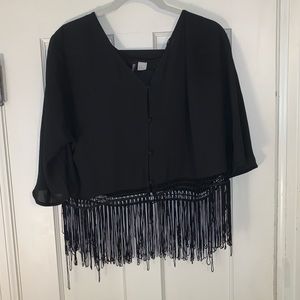 Fringe black crop